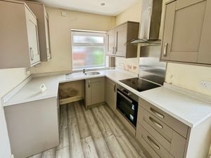 Kitchen diner- click for photo gallery